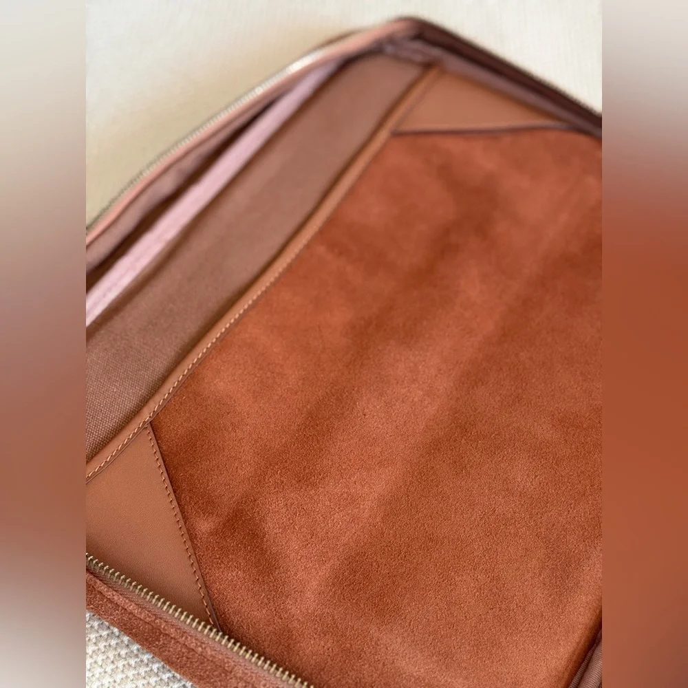 Tabolap‎ Workstation Suede Laptop Case for 13” Device NWT